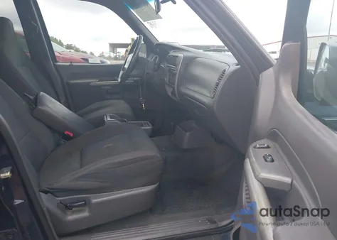 2002 Ford Explorer Sport Trac z USA, uszkodzony, nr VIN 1FMZU67E82UD38060